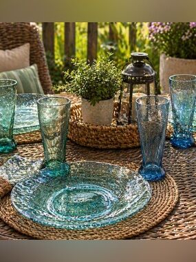 Acrylic Bubble Outdoor Dinnerware Set 4 Plates 4 Goblets Teal Green Picnic Patio
